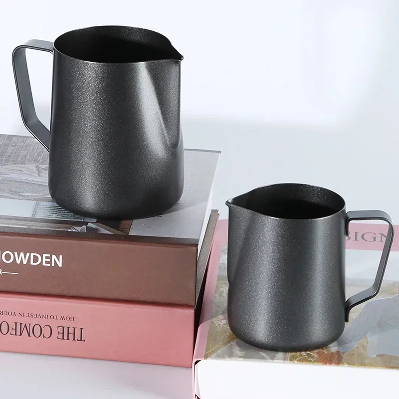Thick Black 350/600ml Latte Ar - Milk Steaming Pitcher recension och pris